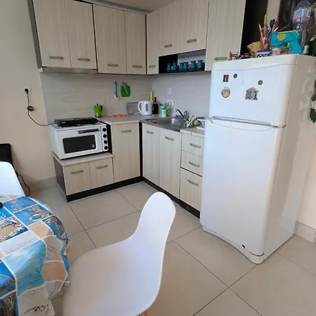 Teo Mezonet 2 Bedroom * Поморие